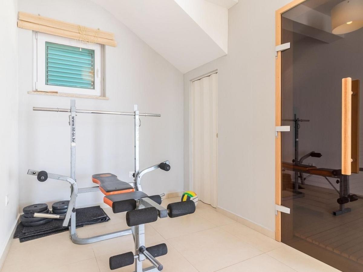 Martha In Istria With Private Pool - Wellness & Table Tennis For 12 Persons * Žminj