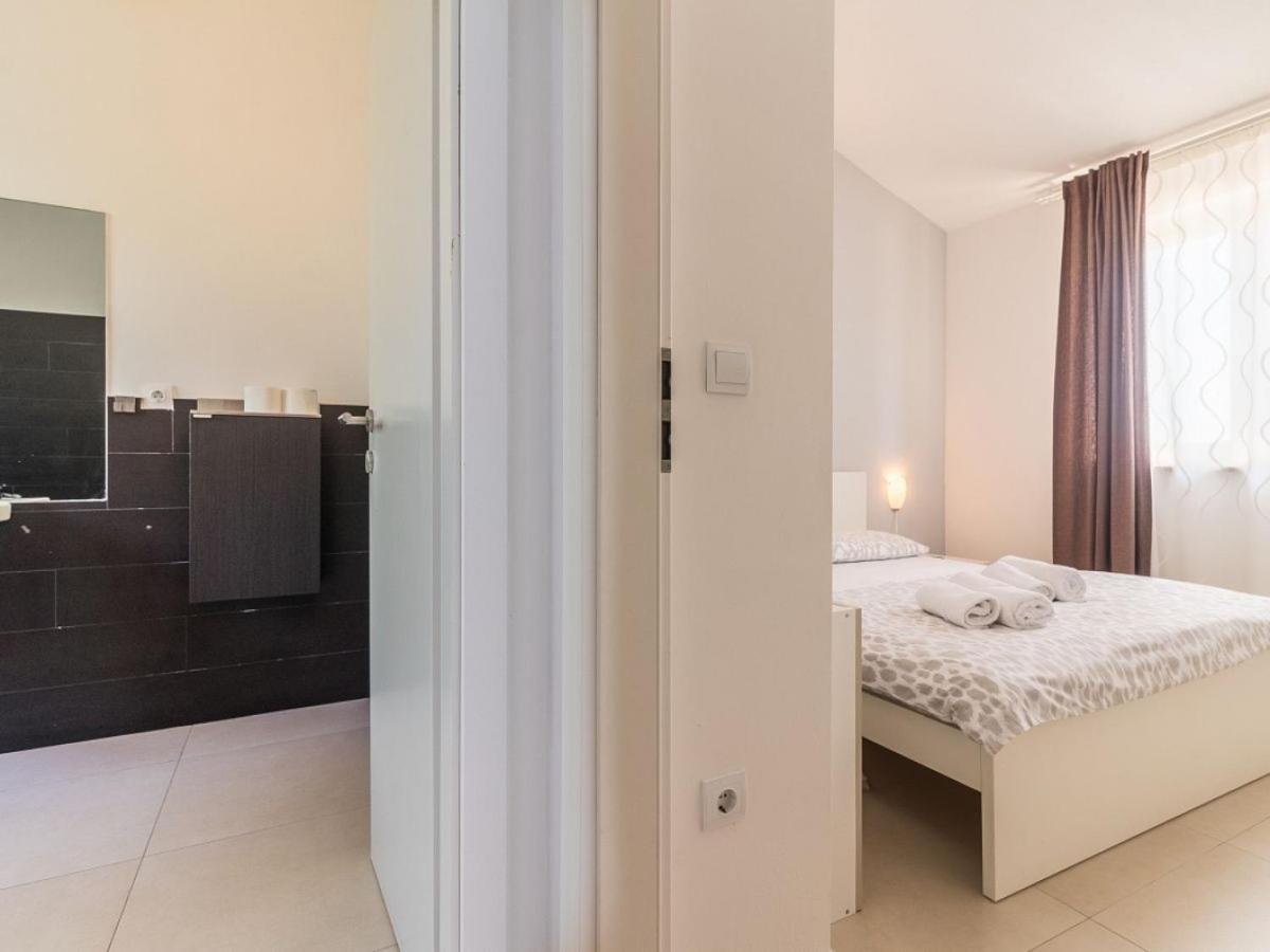 Martha In Istria With Private Pool - Wellness & Table Tennis For 12 Persons Villa Zminj